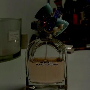 Marc Jacobs Perfect Fragrance with Blue and Red Accents